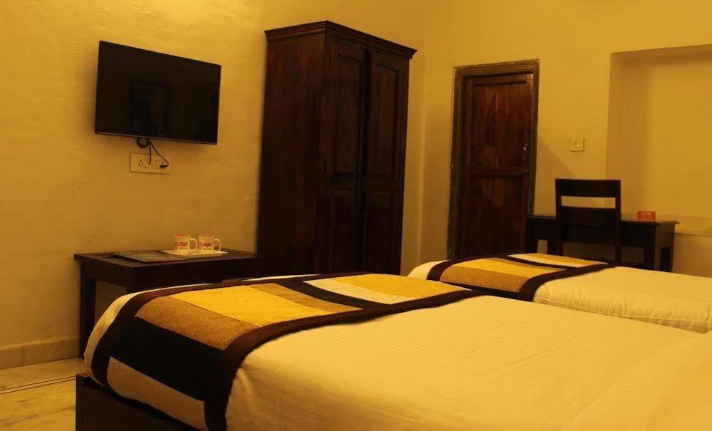 Oyo 1159 Hotel Chandra Prakash Udaipur Bagian luar foto