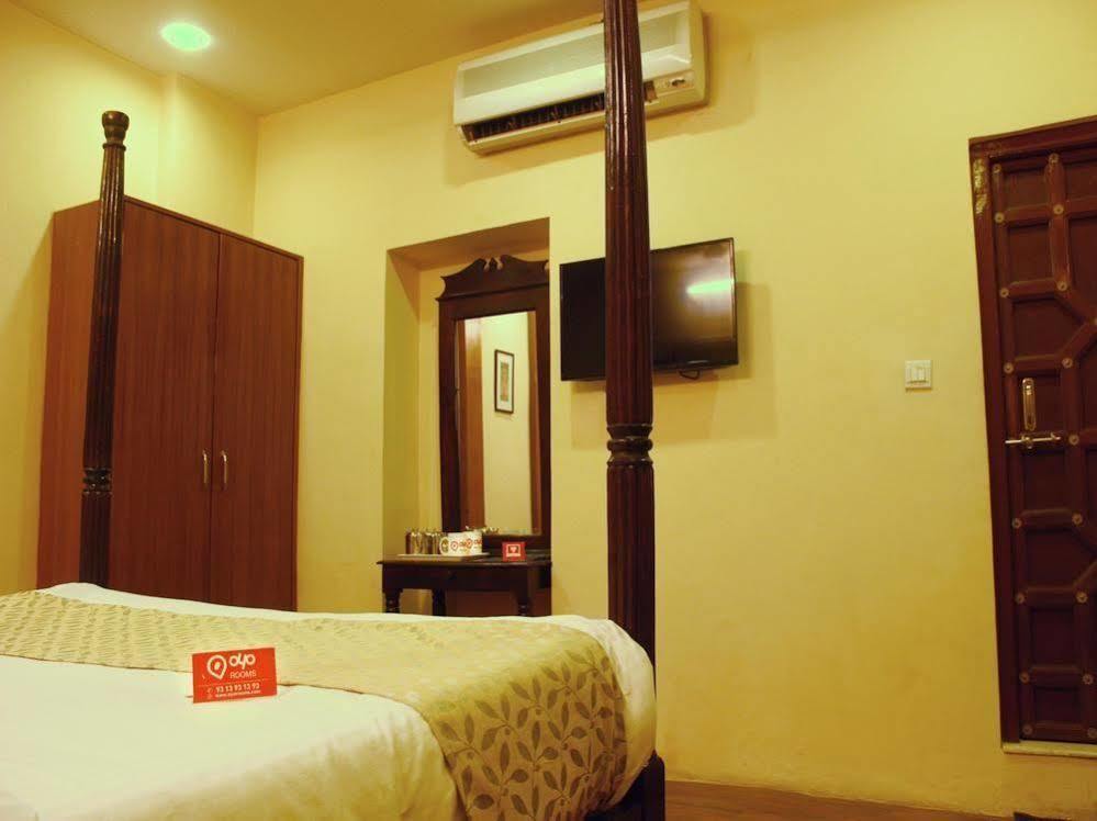 Oyo 1159 Hotel Chandra Prakash Udaipur Bagian luar foto